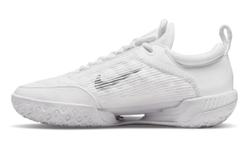 Женские Кроссовки теннисные Nike Zoom Court NXT - white/metallic silver/grey fog