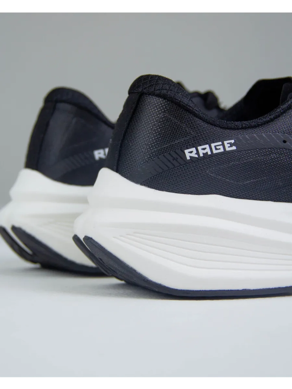 Кроссовки Rage Sprint Black
