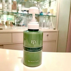 Rey Beauty Studio Восстанавливающий кондиционер для волос  Рэй Бьюти Студио- Rey Breathing Conditioner, 300 мл