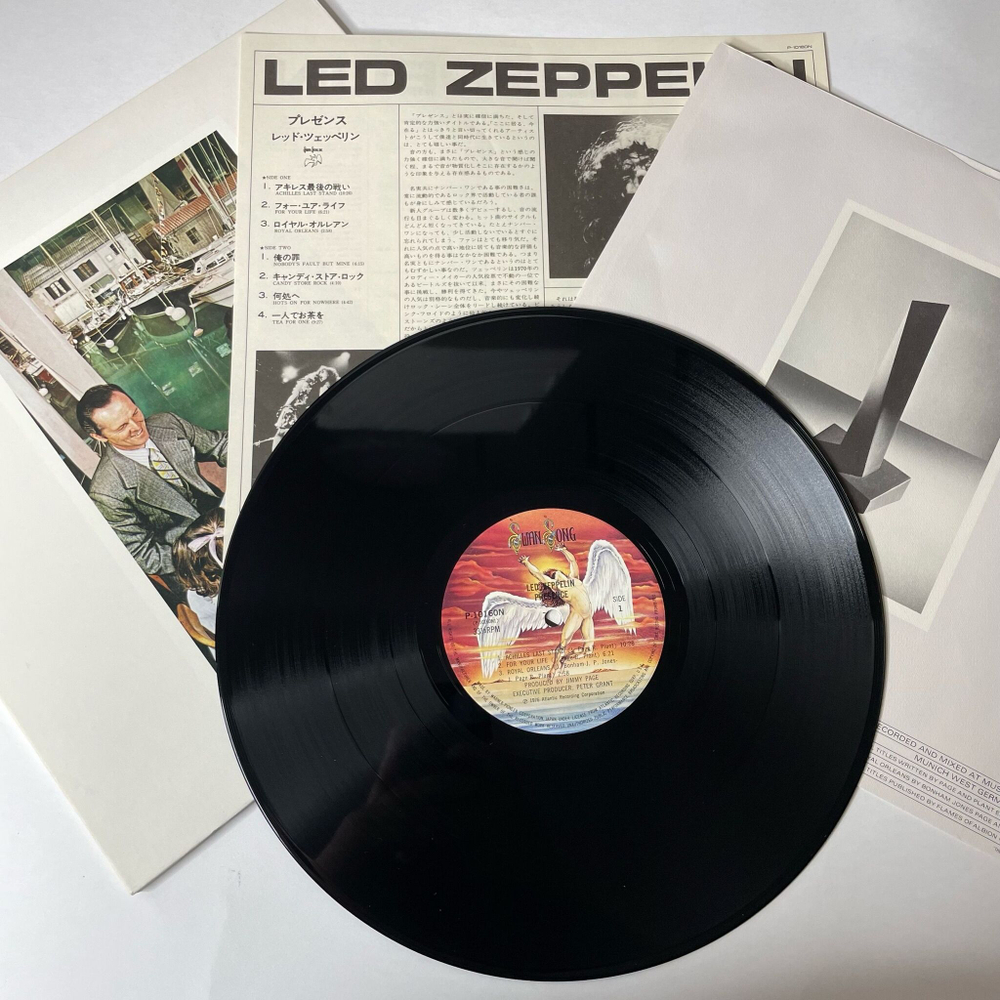 Винтажная виниловая пластинка LP Led Zeppelin Presence (Japan 1976) (No Obi) Hots On For Nowhere