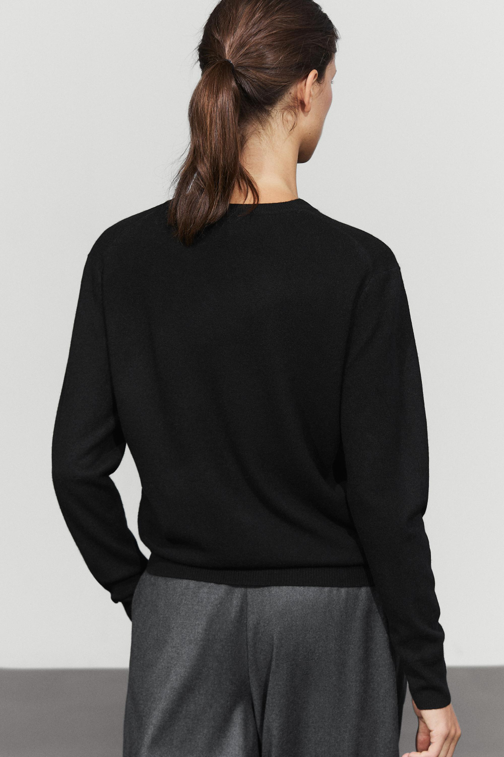 Massimo Dutti Вязаный свитер с круглым вырезом из смесовой шерсти, черный