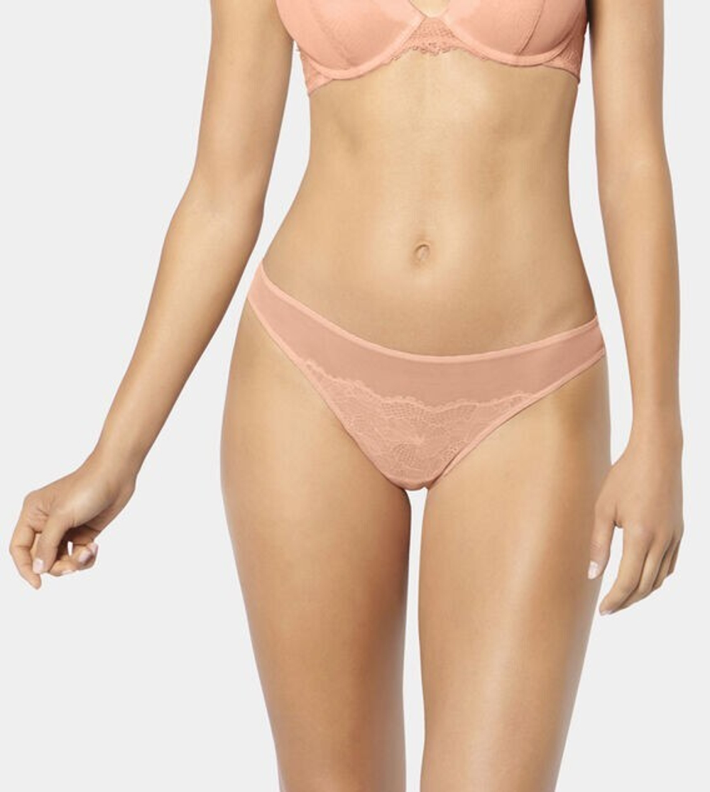 Трусы женские Sloggi Lace Spotlight String акция