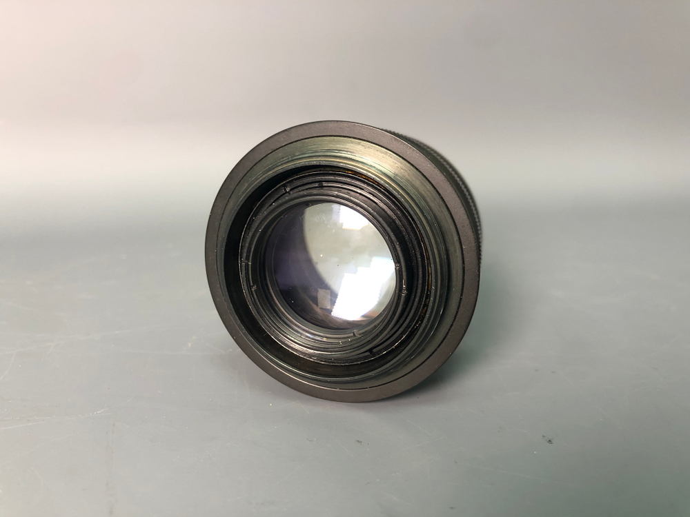 Praktica + Biometar 5,8cm 1:2, зеркало исцарапано, присутствуют пузырьки воздуха.