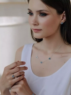 Колье Миражи с голубыми кристаллами Swarovski