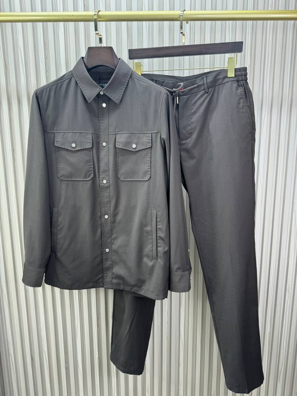 Прогулочный костюм Kiton