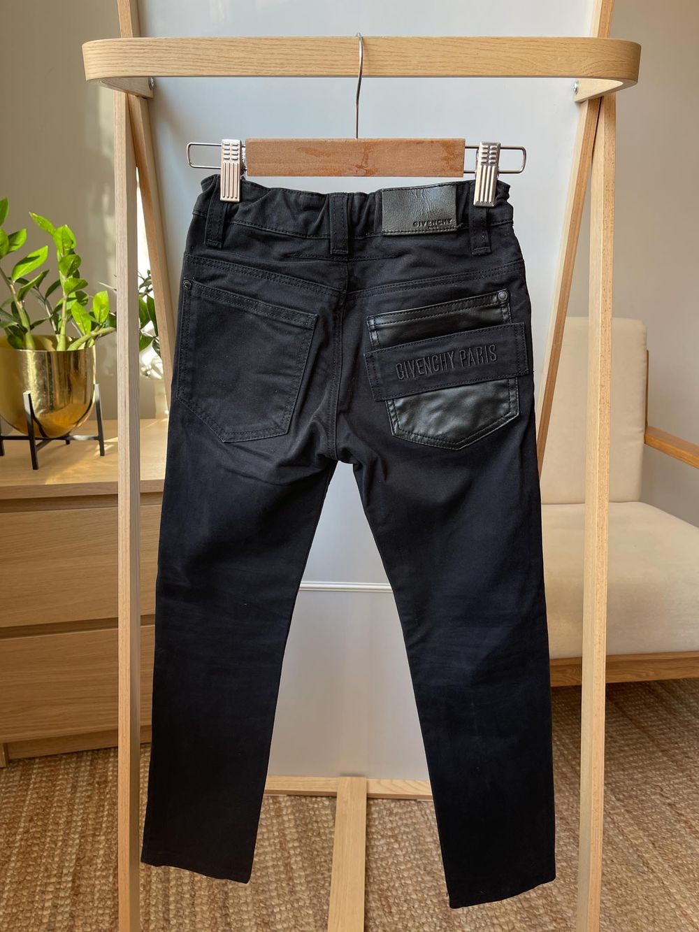 Джинсы Givenchy, 128