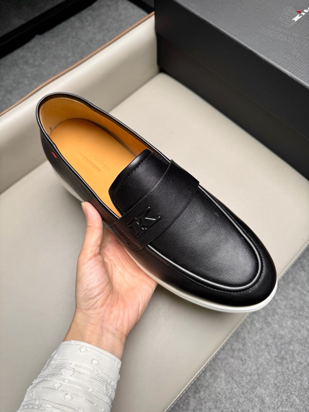 Лоферы Kiton