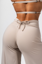 Брюки Deni x NEBBIA High-waist Flared Pants 312 Кремовые