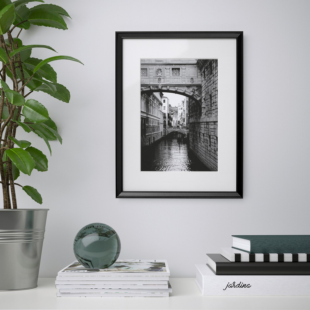 IKEA KNOPPÄNG  (ИКЕА КНОППЭНГ)  -  Рамка - чёрная 30x40 см