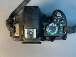Nikon D3100 Kit 18-55mm 11913 Кадров