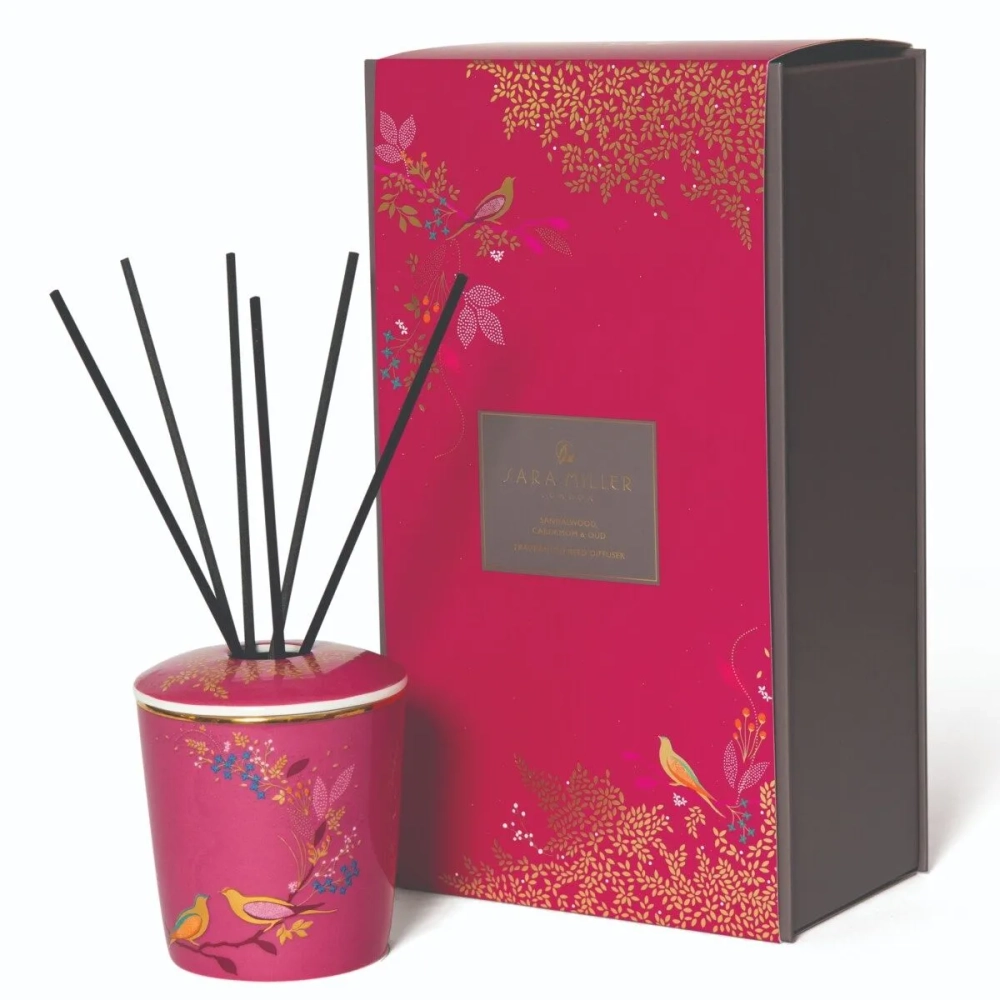 Wax Lyrical Диффузор с палочками Sara Miller 200 мл Sandalwood Cardamom Oudwood SM2203