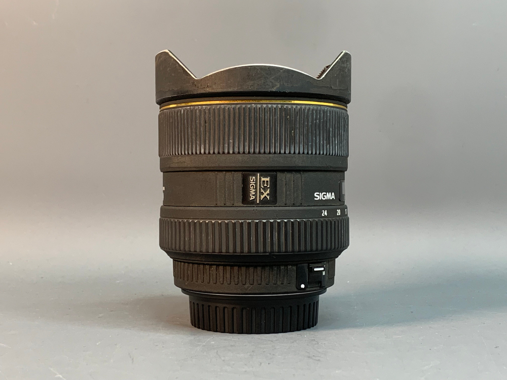 Sigma AF 12-24mm 4.5-5.6 EX DG HSM Canon EF с дефектом