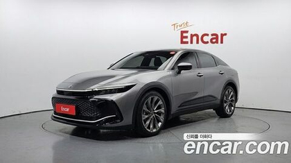Toyota Crown 2.5 4WD Hybrid — 2024