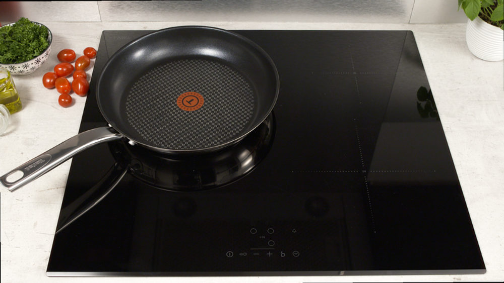 Сковорода Tefal Intuition 24 см A7030415