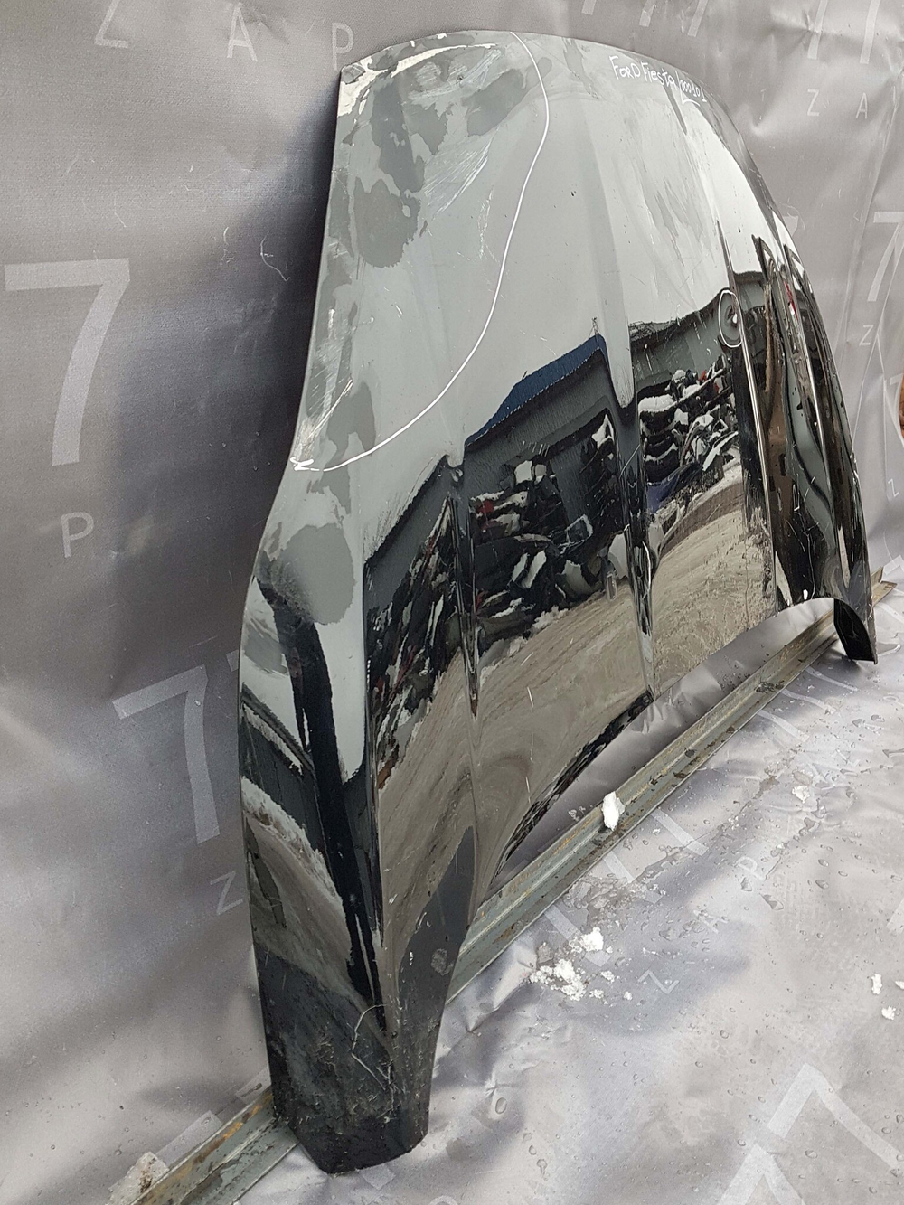капот Ford Fiesta 6  Б/У Оригинал F7BBA16854AA
