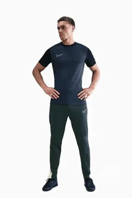 Штаны Nike Academy Therma-FIT Winter Warrior - зеленый