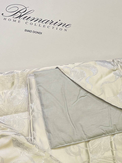 Покрывало 270х270 Blumarine Lapis Perla молочно-белое
