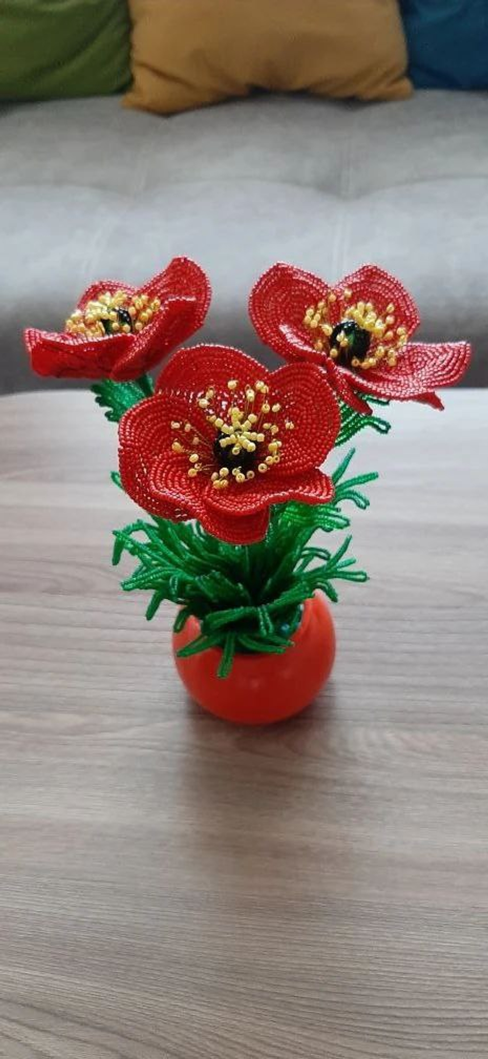 Маки из бисера 23см