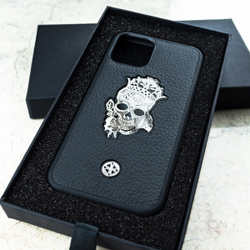 Чехол Euphoria HM Princess Calavera в дизайнерской упаковке — подарок с характером