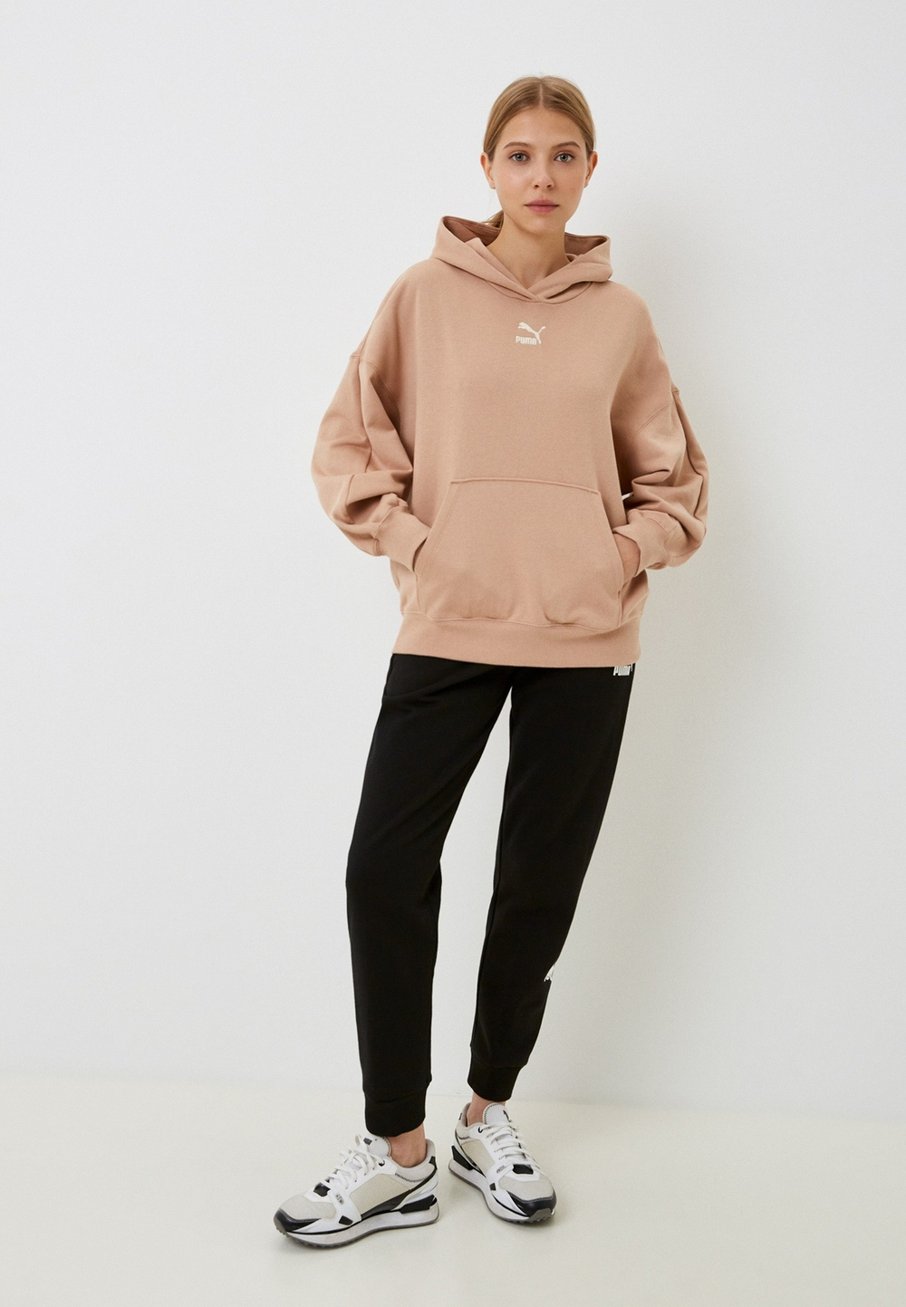 Толстовка женская PUMA Classics Oversized Hoodie TR