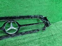Решетка радиатора Mercedes E C238 (2020-2023)