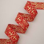 Лента (тесьма) жаккардовая 32.0 мм / 25 метров, с метанитом, рис. 9793, красный / золото