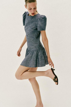 ZARA МИНИ-ПЛАТЬЕ С ОБЪЕМНЫМИ РУКАВАМИ, СИНИЙ