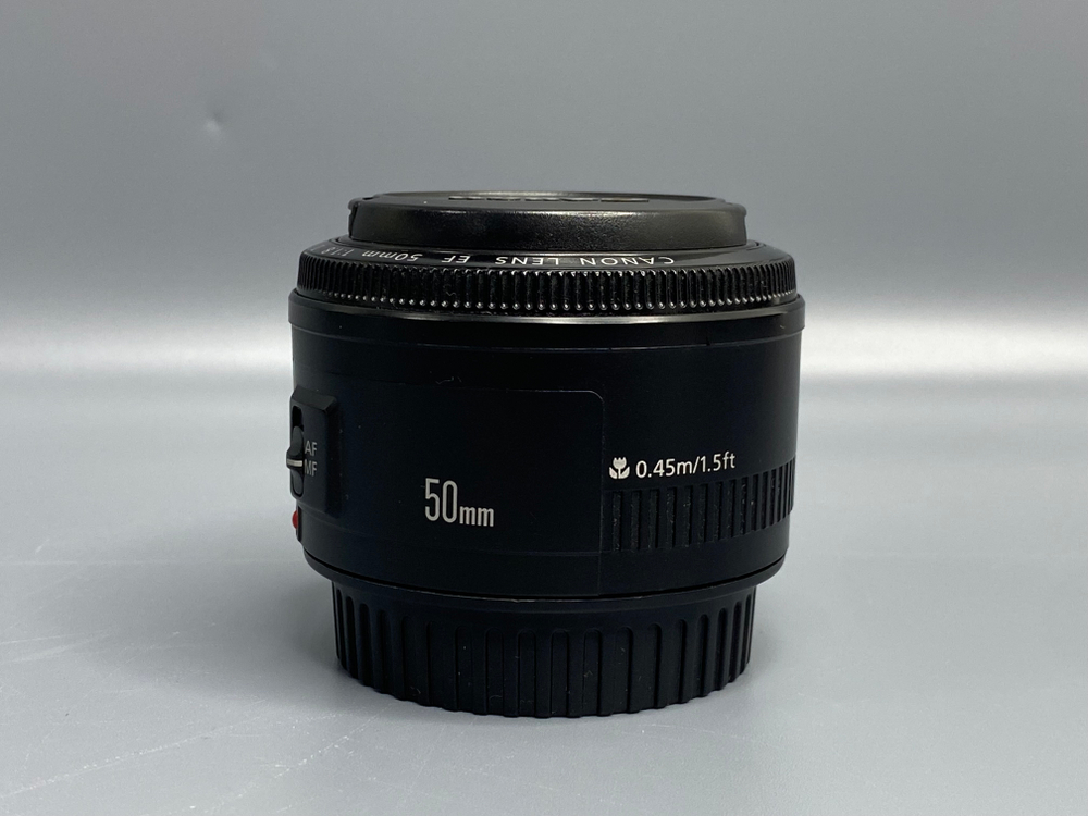 Canon EF 50mm f/1.8 II