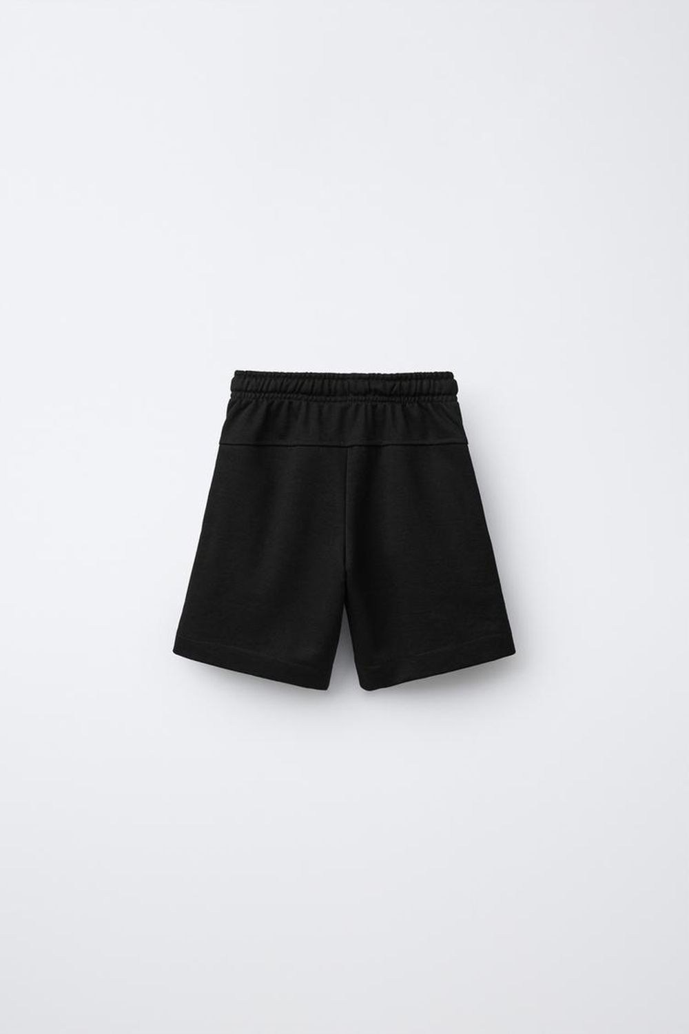 ZARA ОДНОТОННЫЕ ШОРТЫ, ЧЕРНЫЙ