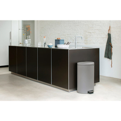 Мусорный бак с педалью 40л FB Brabantia Минерально-серый