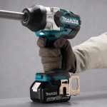 Аккумуляторный ударный гайковёрт LXT Makita DTW1005Z