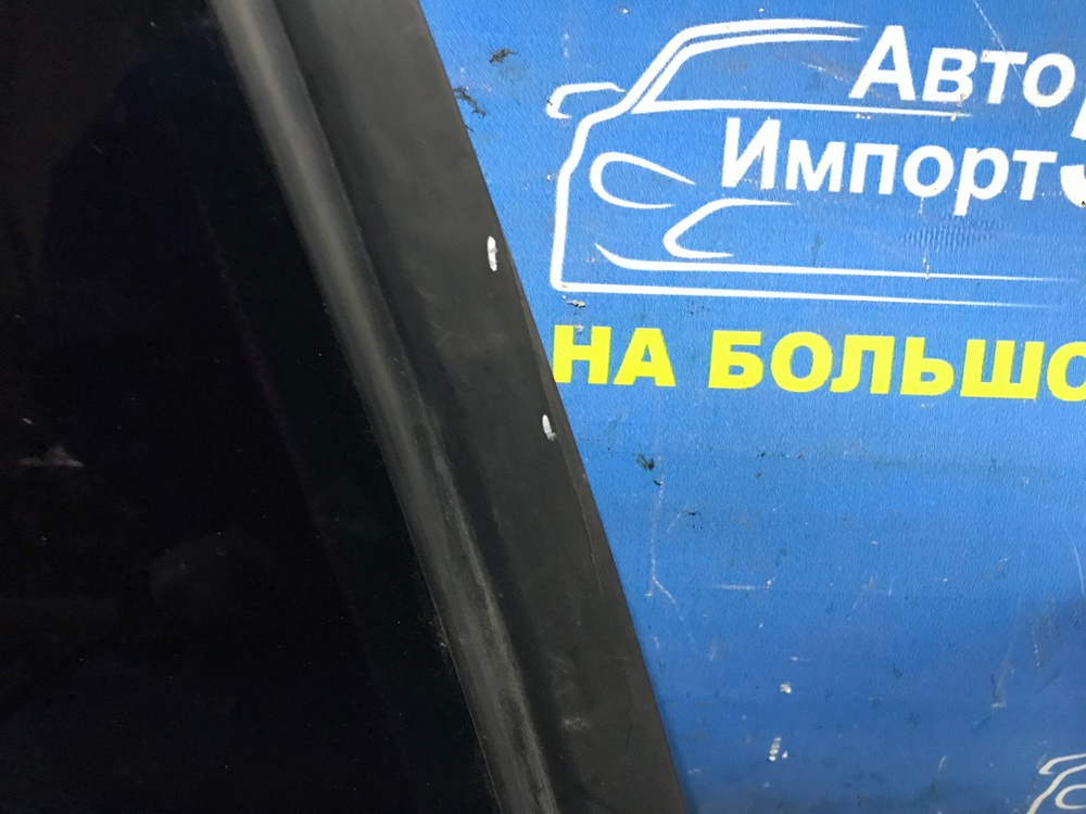 Стекло багажника левое MITSUBISHI RVR 1996