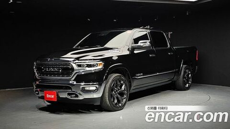 Dodge RAM Pickup 5.7 — 2021