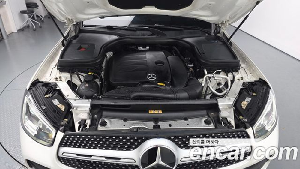 Mercedes-Benz GLC-Class GCL300 4MATIC Coupe — 2023
