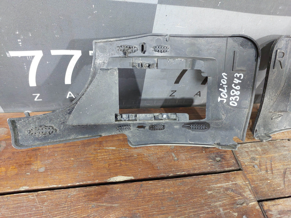 Кронштейн бампера левый + правый Haval Jolion 21-нв Б/У Оригинал 2804121XST01A