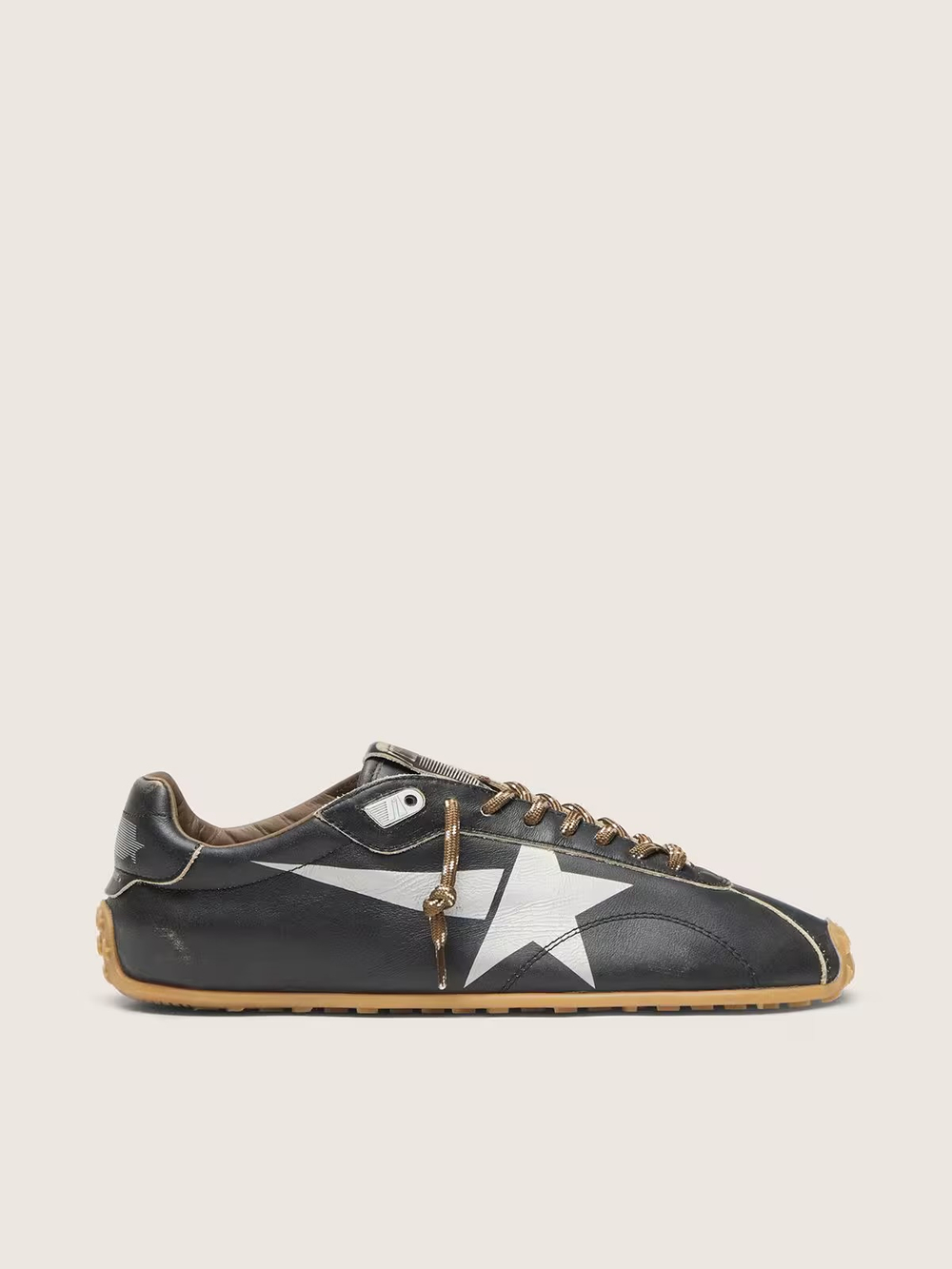 Marathon Speed with black leather upper and silver star