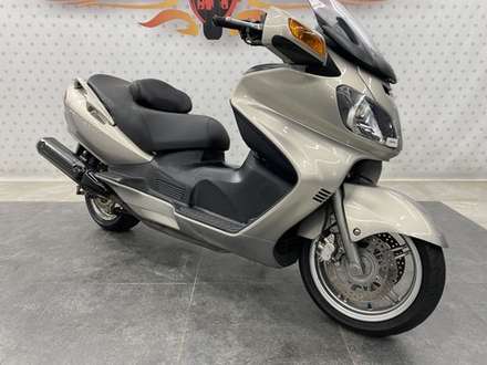 Suzuki Skywave 650 , 2002