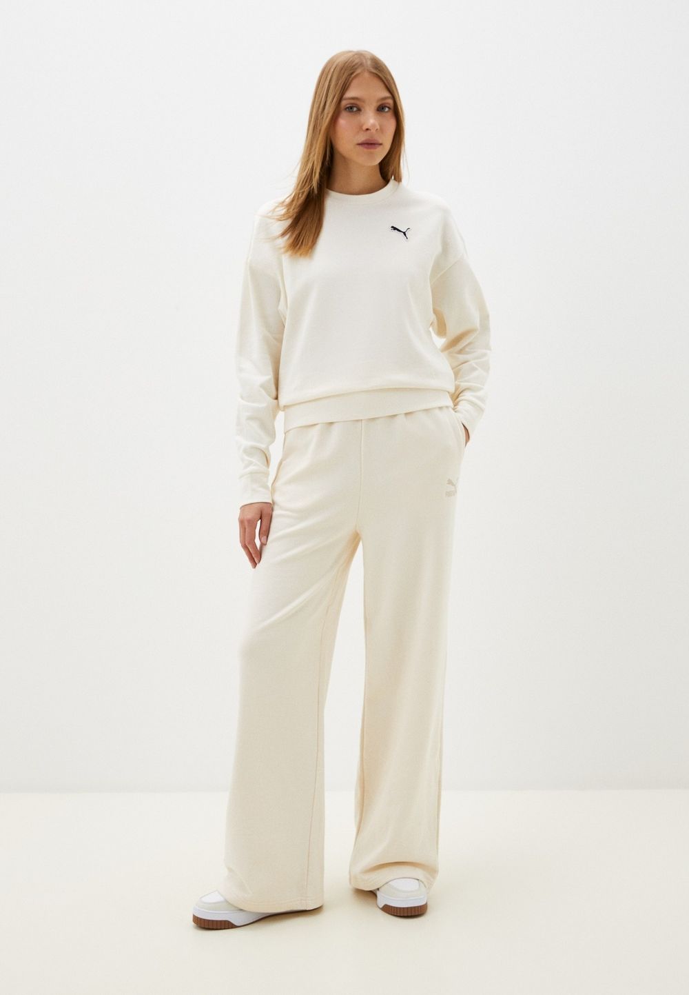 Толстовка женская PUMA BETTER ESSENTIALS Crew TR