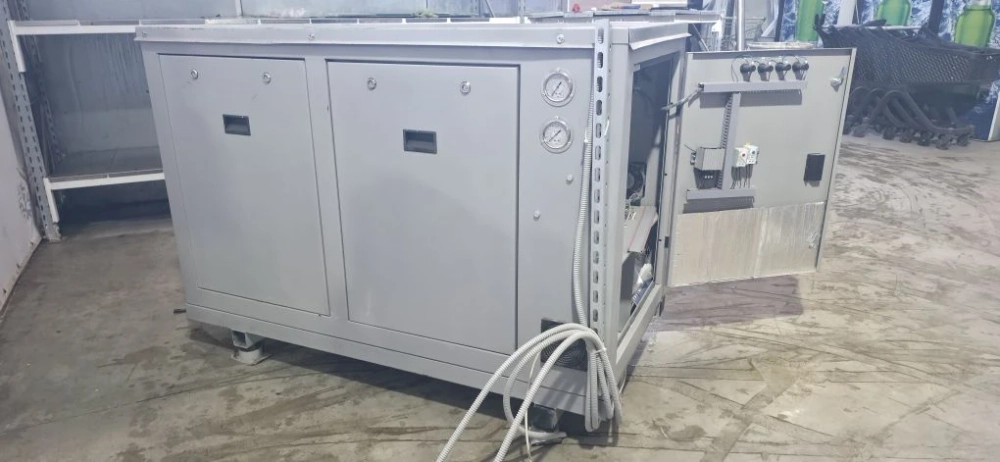 ЦХМ на базе Bitzer 4EES-4Y+4DES-5Y (Мет. корпус)