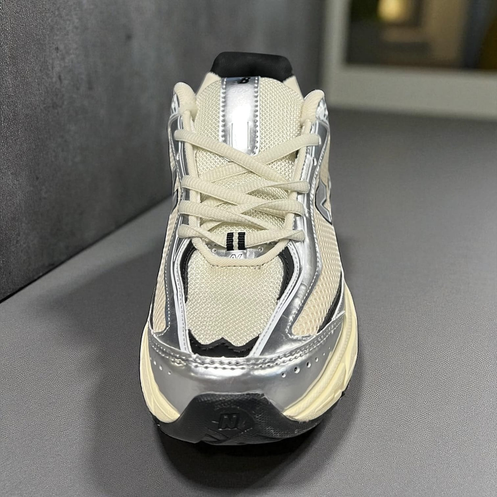 New Balance 509 • Silver Gold