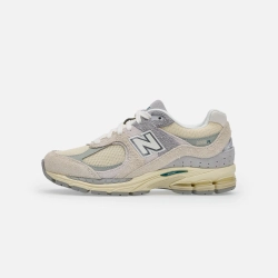Кроссовки New Balance 2002R