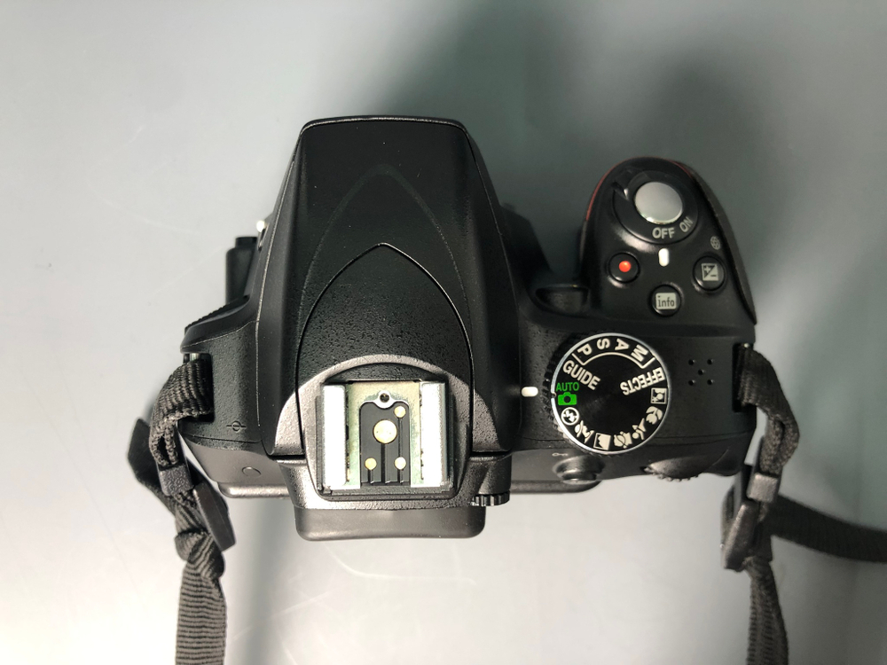 Nikon D3300, 17435 кадров пробега