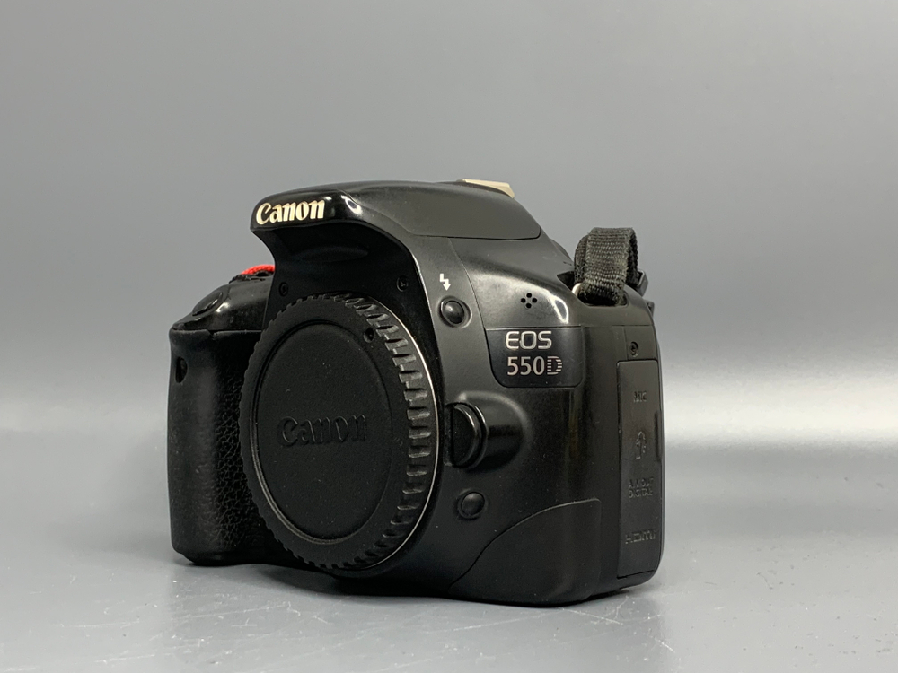 Canon EOS 550D 48500 кадров