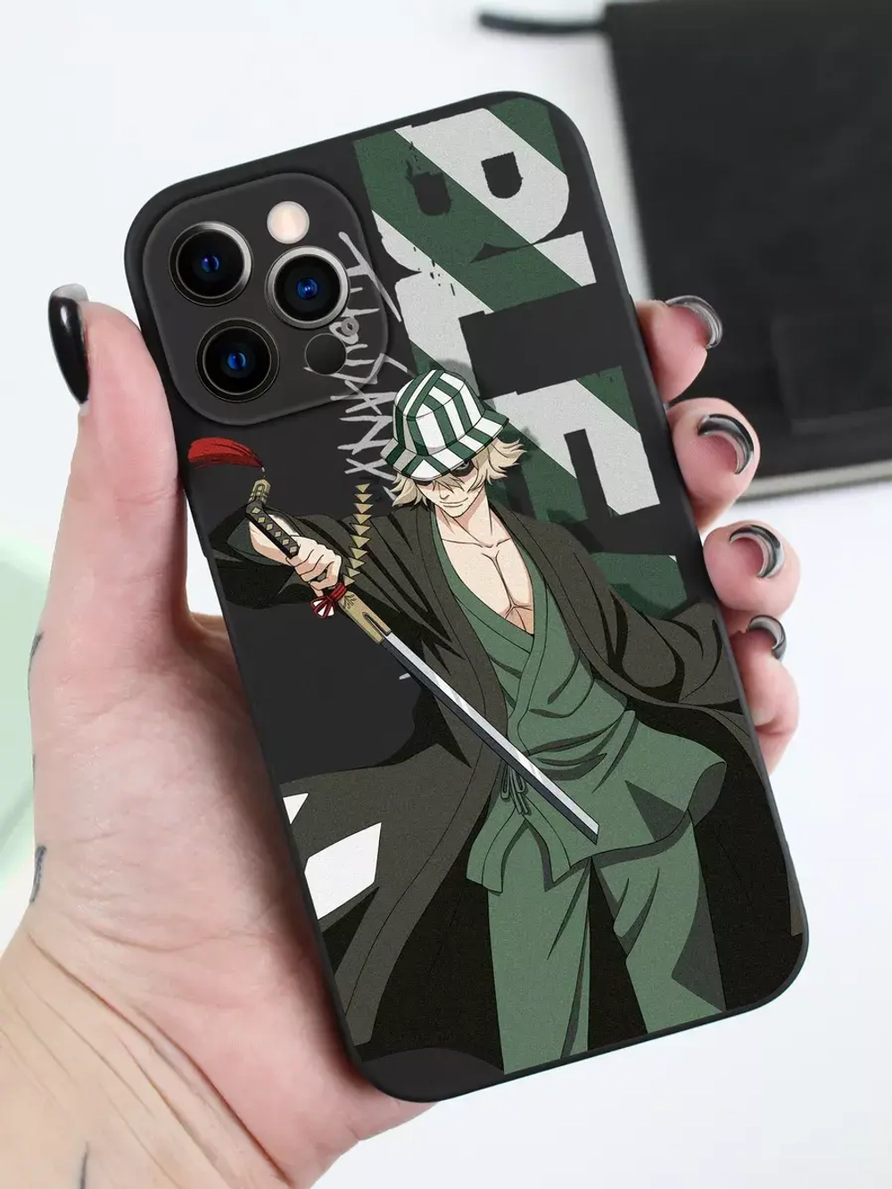 Чехол на iPhone 12 Pro с принтом