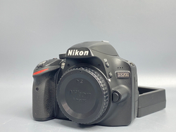 Nikon D3200 27300 Кадров