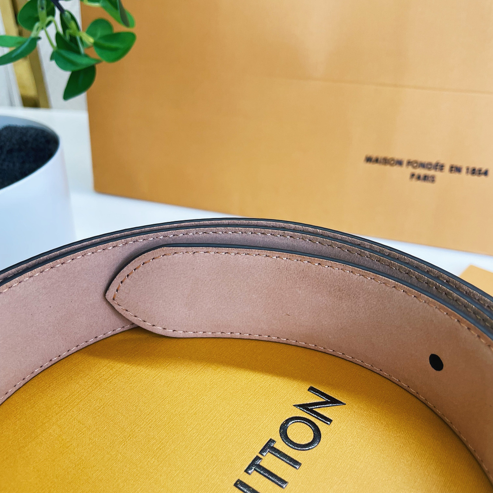 Louis Vuitton Кожаный ремень
