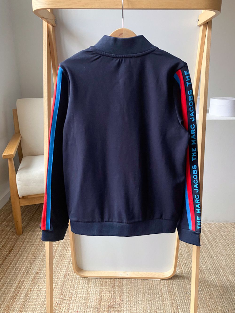 Новый костюм Marc Jacobs, 140
