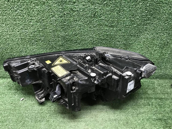Фара правая BMW X7 G07 (2019-2022) Laser Light