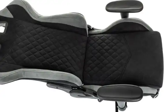 Кресло игровое Knight Regal Fabric черный/серый искусственная замша с подголов. крестов. металл