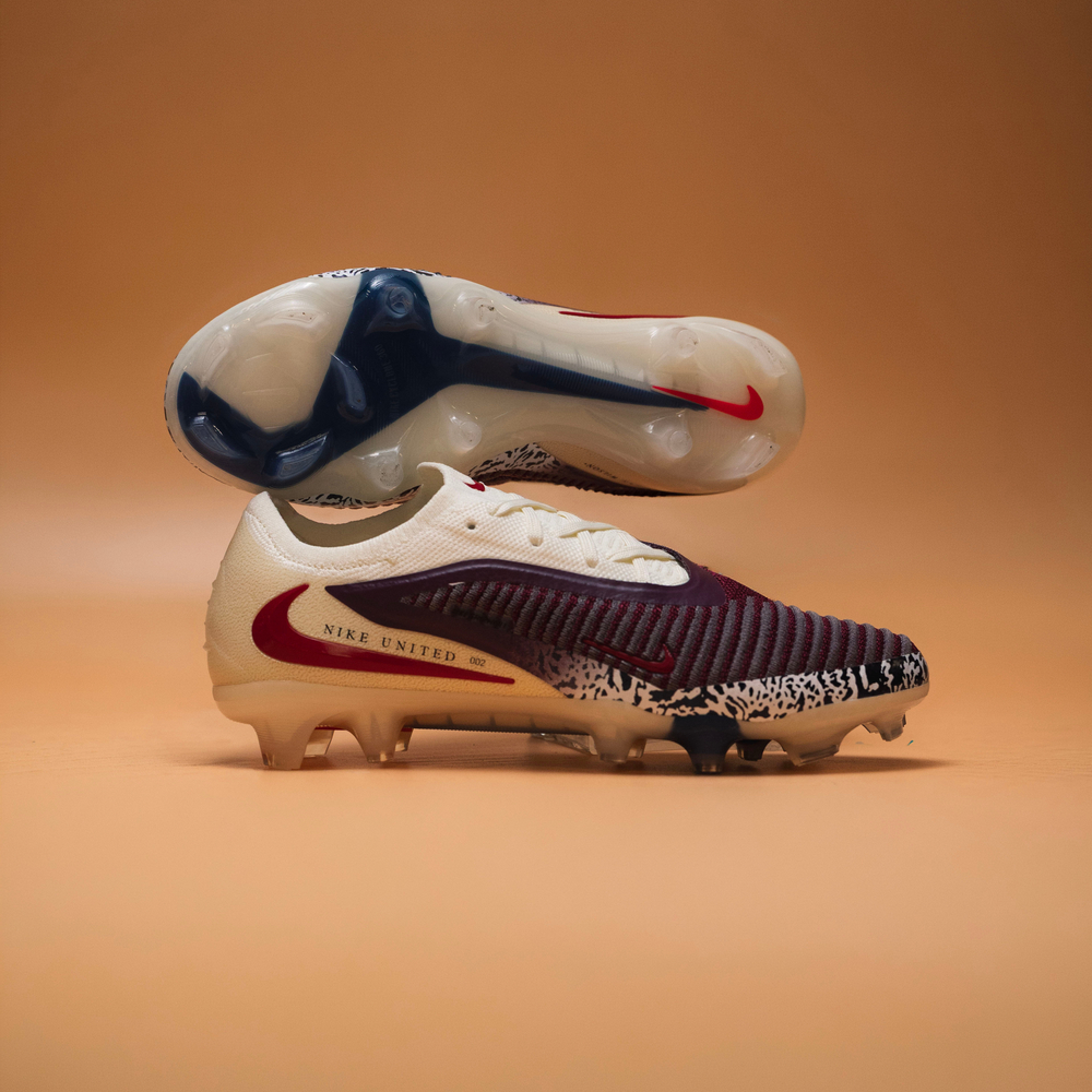 FG / Nike Phantom 6 Low Elite / University Red